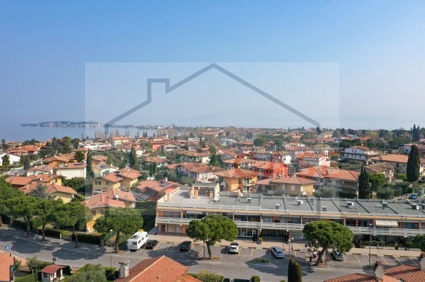 locale di sgombero in vendita a Sirmione