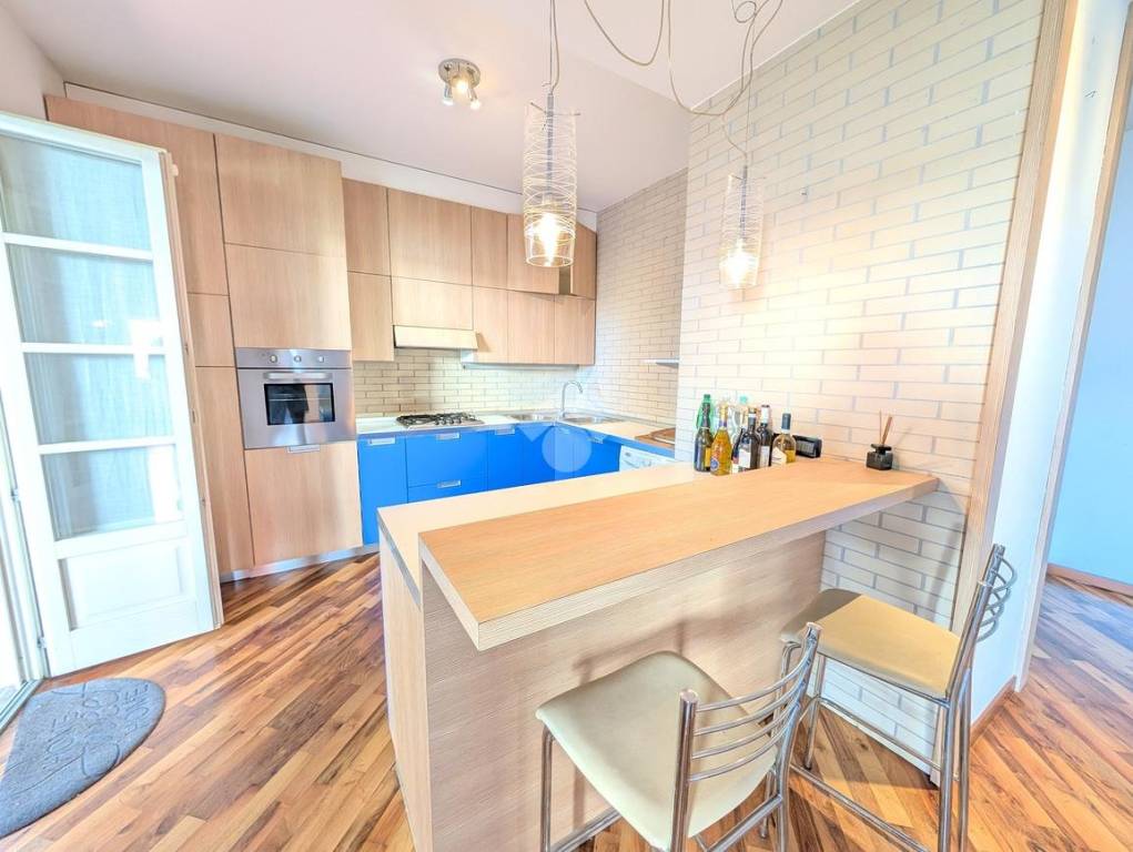 appartamento in vendita a Sirmione in zona Colombare