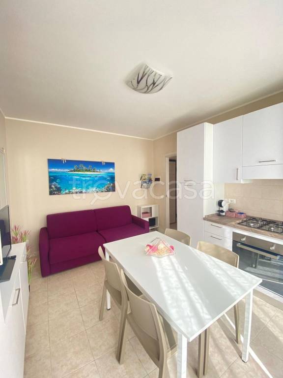 appartamento in vendita a Sirmione in zona Lugana