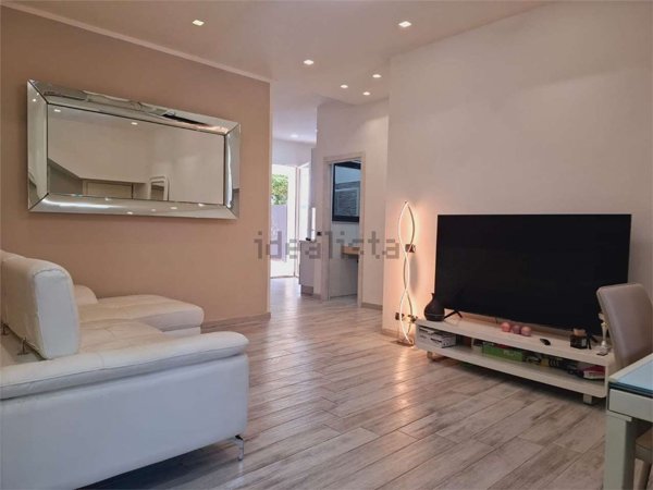 appartamento in vendita a Sirmione in zona Lugana