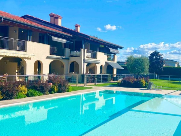 appartamento in vendita a Sirmione