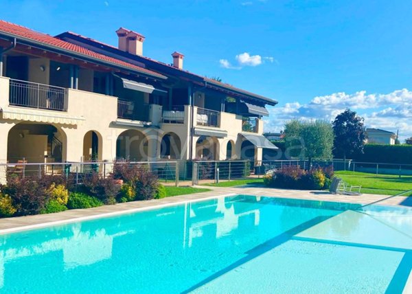 appartamento in vendita a Sirmione