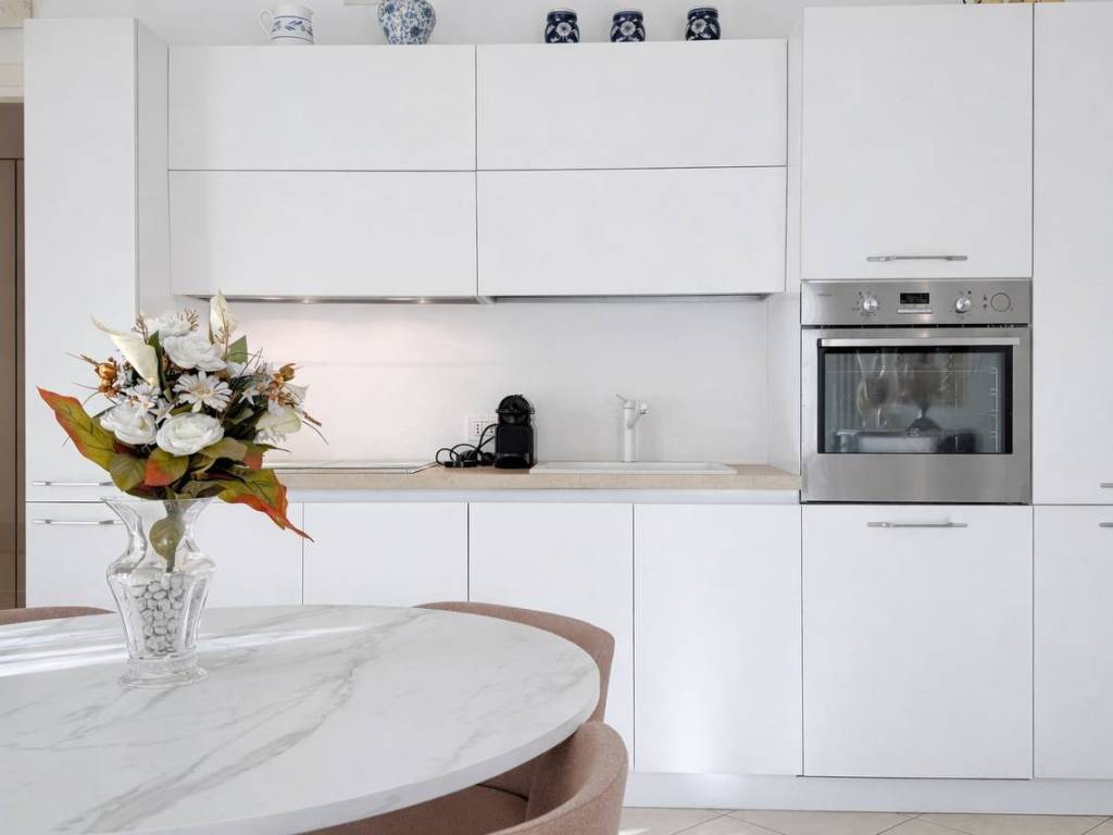 appartamento in vendita a Sirmione in zona Lugana