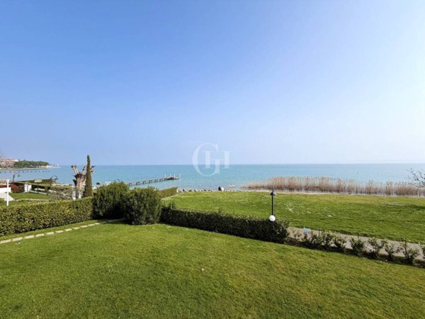 appartamento in vendita a Sirmione