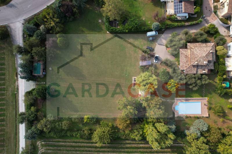 casa indipendente in vendita a Sirmione in zona Lugana