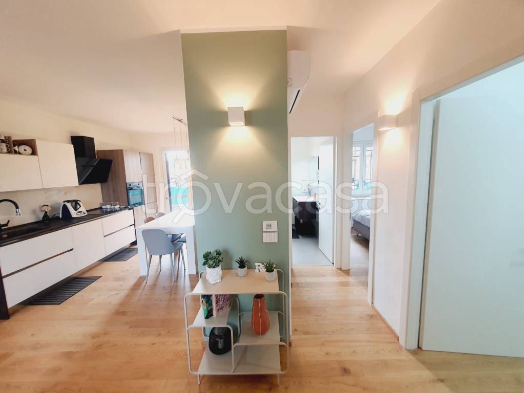 appartamento in vendita a Sirmione