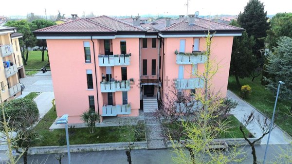 appartamento in vendita a Sirmione in zona Lugana