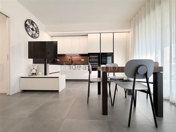 appartamento in vendita a Sirmione in zona Colombare