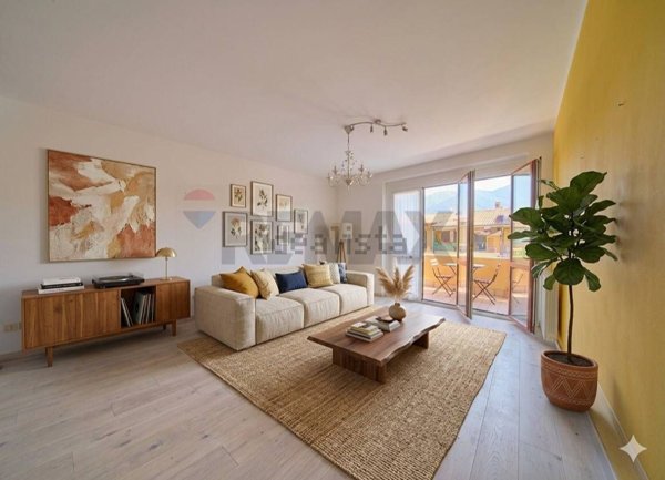 appartamento in vendita a Sirmione in zona Colombare