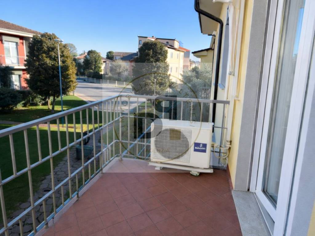 appartamento in vendita a Sirmione