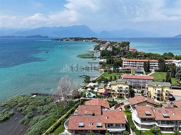 appartamento in vendita a Sirmione