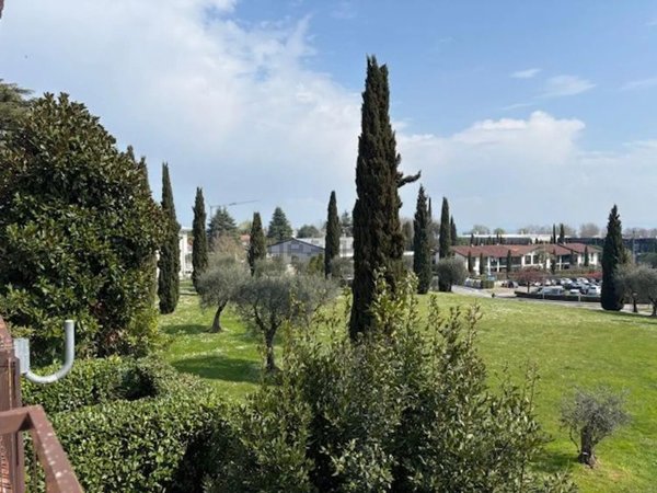 appartamento in vendita a Sirmione