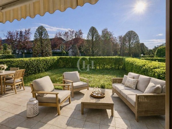 appartamento in vendita a Sirmione