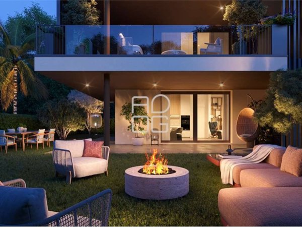 appartamento in vendita a Sirmione in zona Chiodi