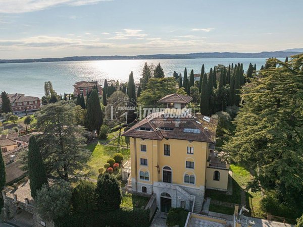 appartamento in vendita a Sirmione