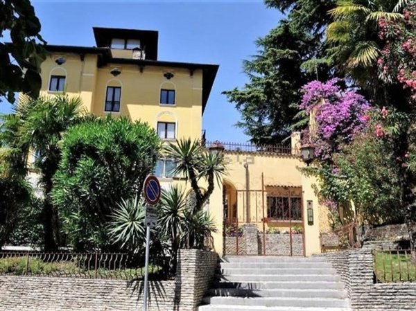 appartamento in vendita a Sirmione