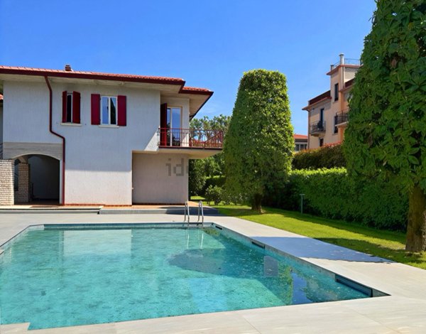 appartamento in vendita a Sirmione