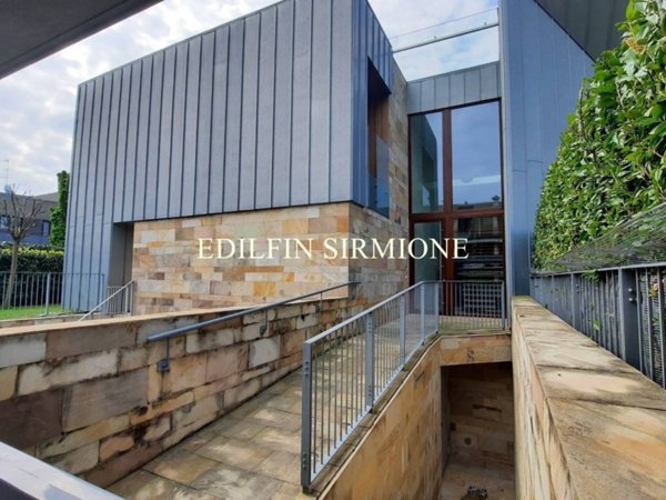 appartamento in vendita a Sirmione in zona Lugana