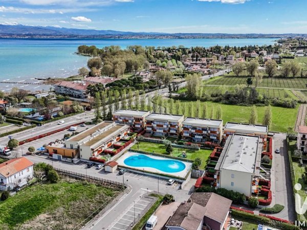 appartamento in vendita a Sirmione in zona Lugana