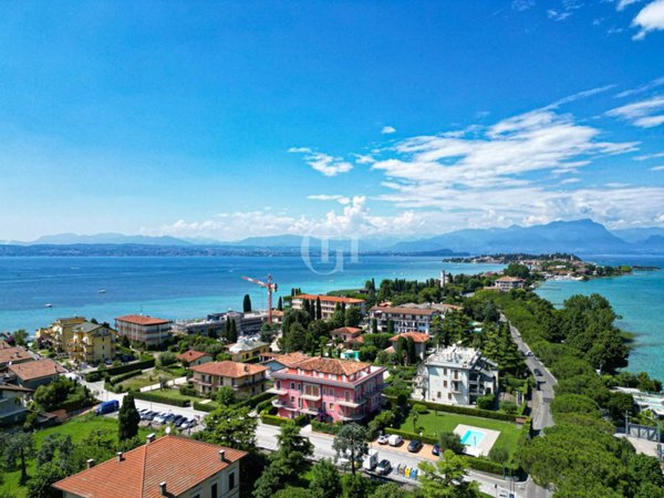 appartamento in vendita a Sirmione