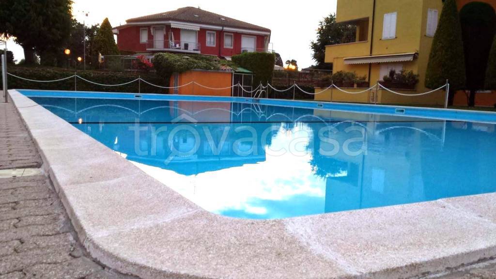 appartamento in vendita a Sirmione in zona Lugana