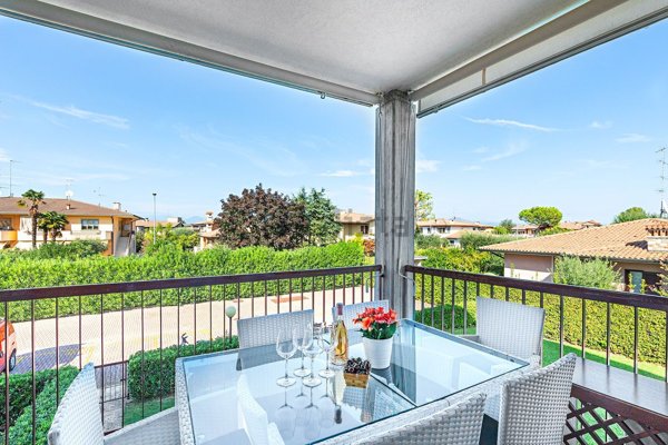 appartamento in vendita a Sirmione in zona Lugana