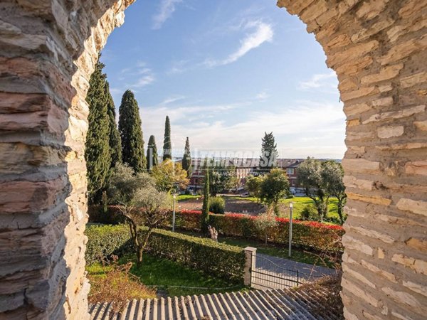 appartamento in vendita a Sirmione
