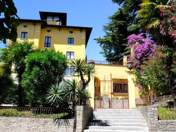 appartamento in vendita a Sirmione