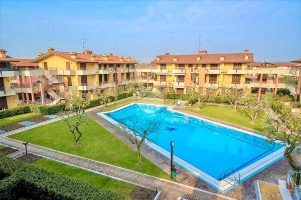 appartamento in vendita a Sirmione in zona Lugana