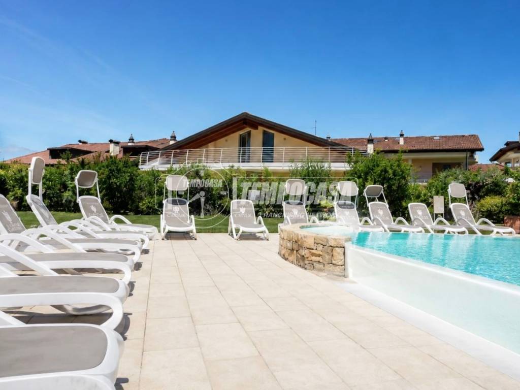 appartamento in vendita a Sirmione