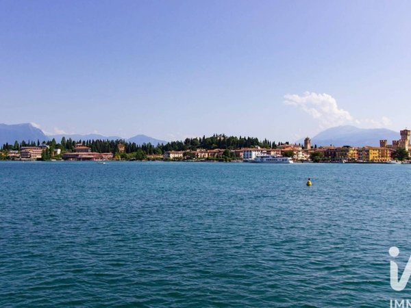 appartamento in vendita a Sirmione