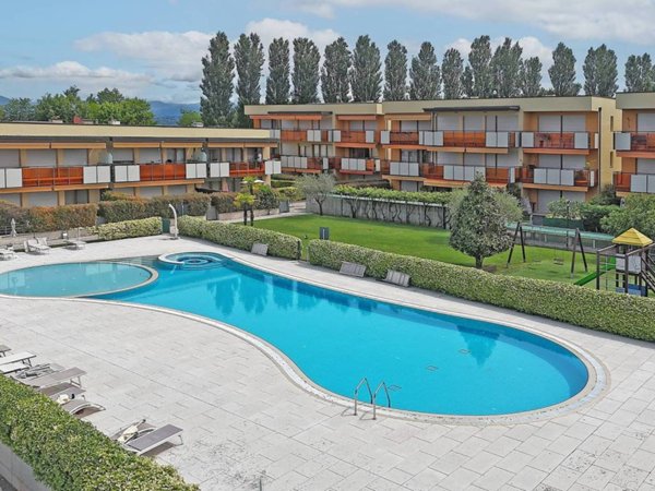 appartamento in vendita a Sirmione in zona Lugana