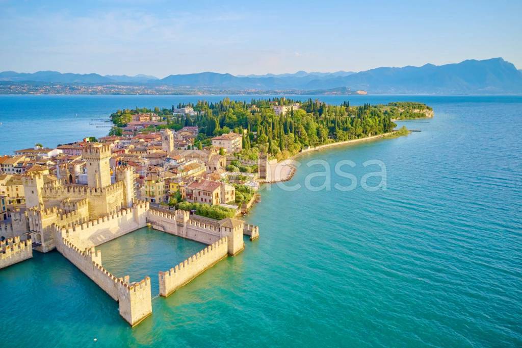 negozio in vendita a Sirmione