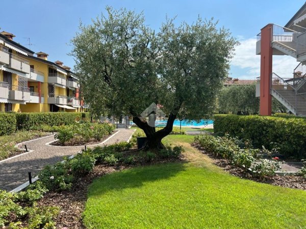 appartamento in vendita a Sirmione in zona Lugana