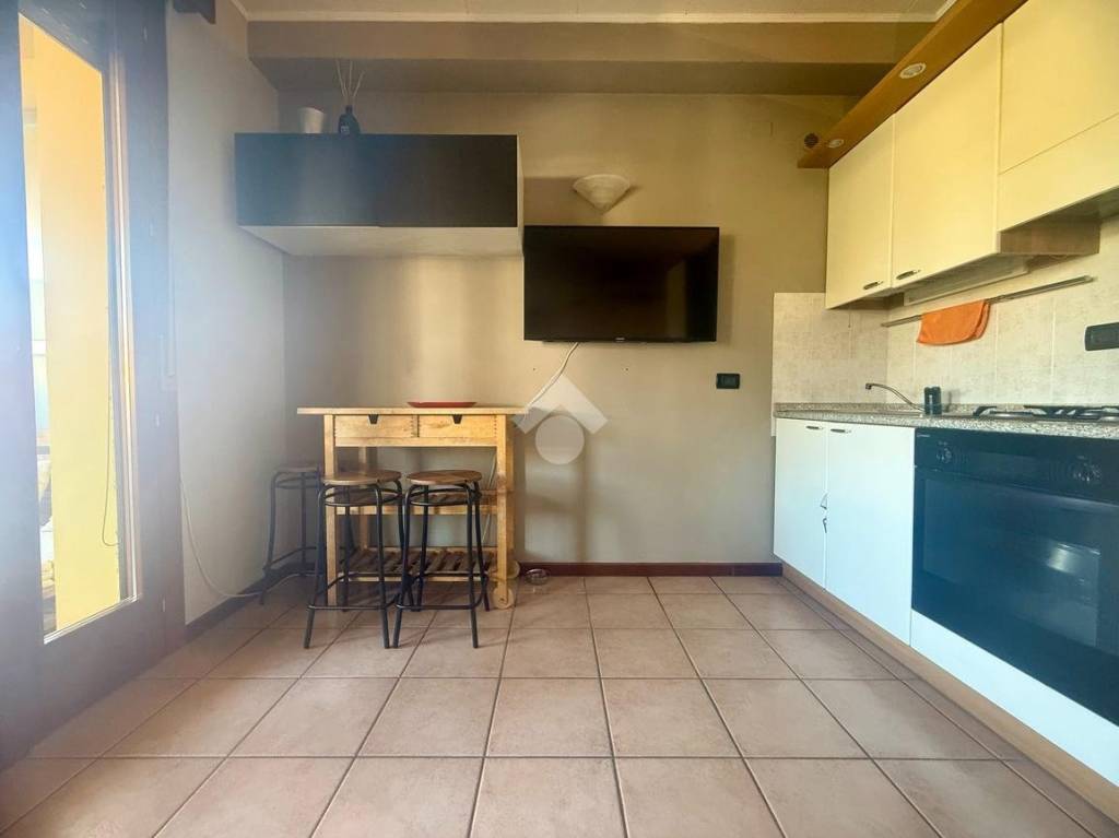 appartamento in vendita a Sirmione in zona Lugana