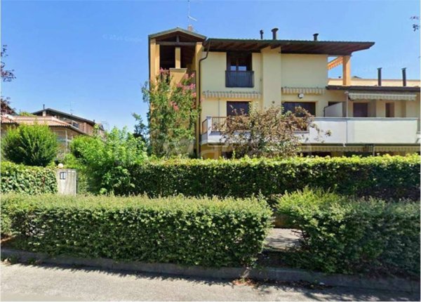 appartamento in vendita a Sirmione in zona Lugana