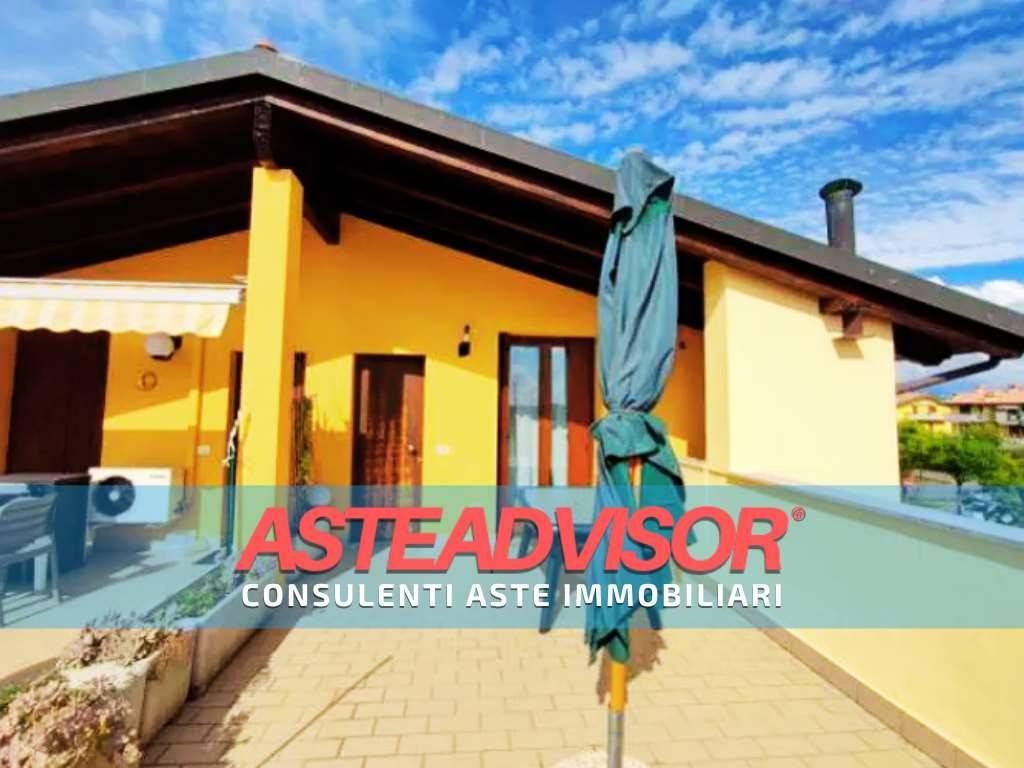 appartamento in vendita a Sirmione in zona Lugana