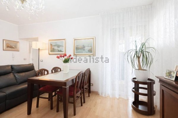 appartamento in vendita a Sirmione in zona Lugana