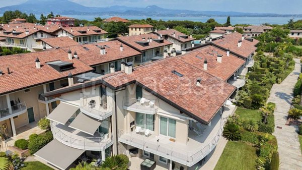 appartamento in vendita a Sirmione