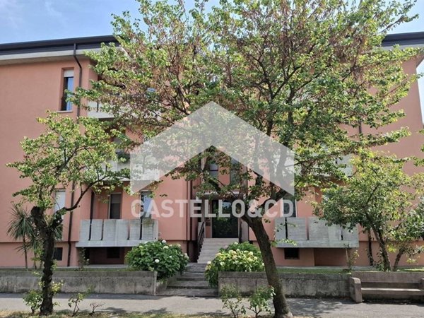 appartamento in vendita a Sirmione in zona Lugana