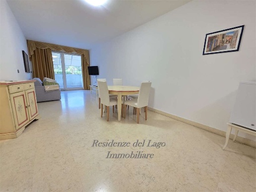 appartamento in vendita a Sirmione in zona Colombare