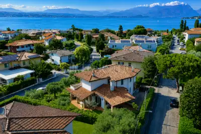 casa indipendente in vendita a Sirmione
