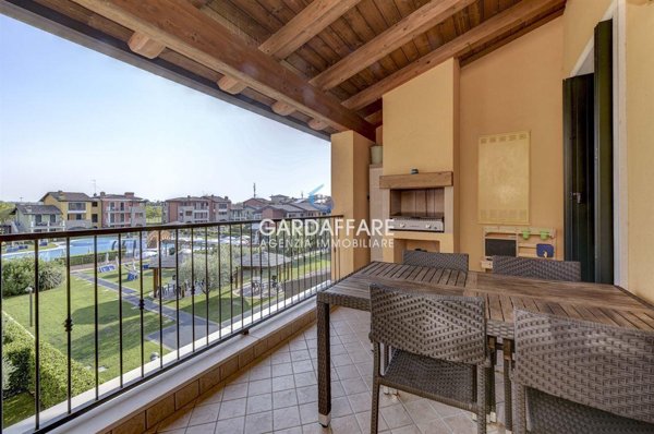 appartamento in vendita a Sirmione in zona Lugana