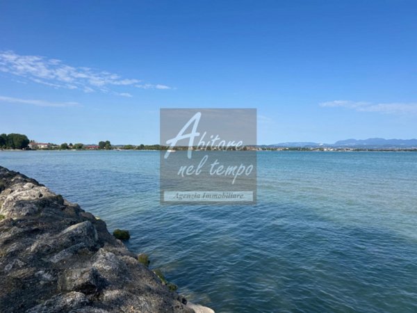 casa indipendente in vendita a Sirmione