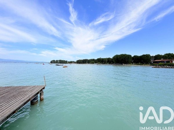 appartamento in vendita a Sirmione in zona Lugana