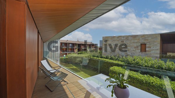 appartamento in vendita a Sirmione in zona Lugana