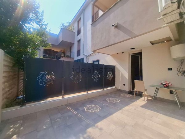 appartamento in vendita a Sirmione in zona Lugana