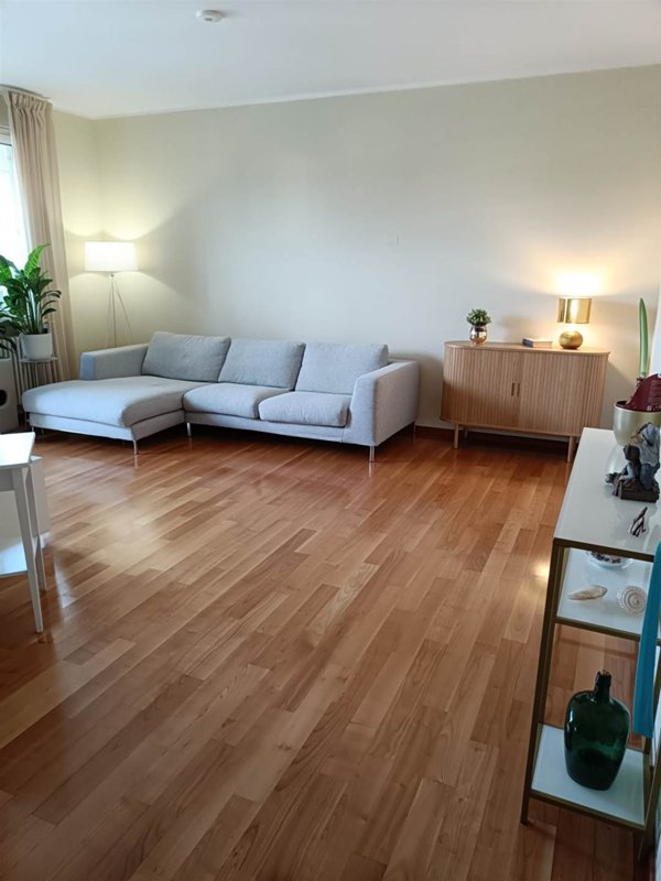 appartamento in vendita a Sirmione in zona Colombare