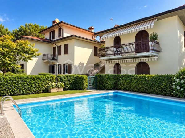 appartamento in vendita a Sirmione in zona Colombare
