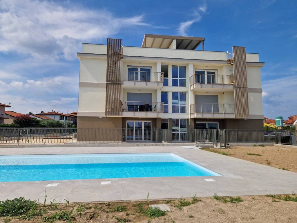 appartamento in vendita a Sirmione in zona Lugana